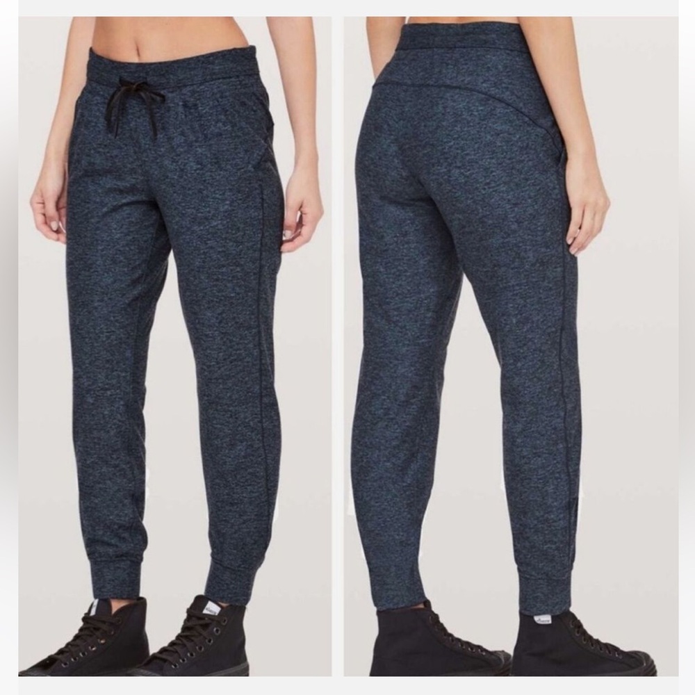EUC Lululemon Ready to Rulu Jogger, 29”, Size 8, Heathered true navy/black